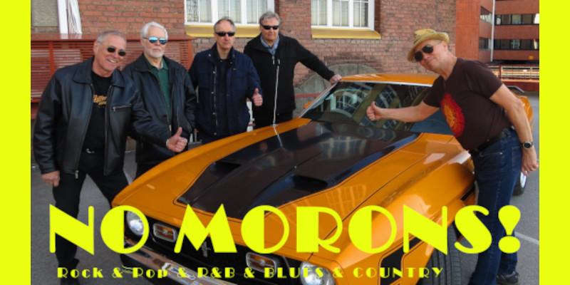No Morons! esiintyy